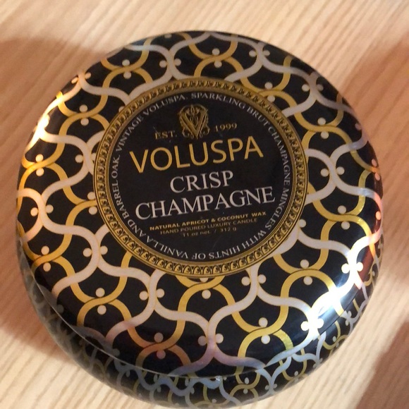 Voluspa Other - Voluspa Crisp Champagne wax candle